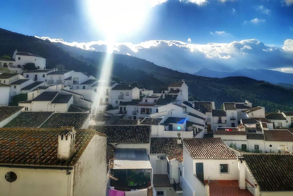 Entre Vistas Vendégház Zahara De La Sierra Kültér fotó