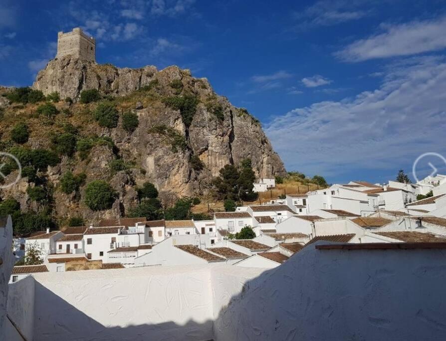 Entre Vistas Vendégház Zahara De La Sierra Kültér fotó